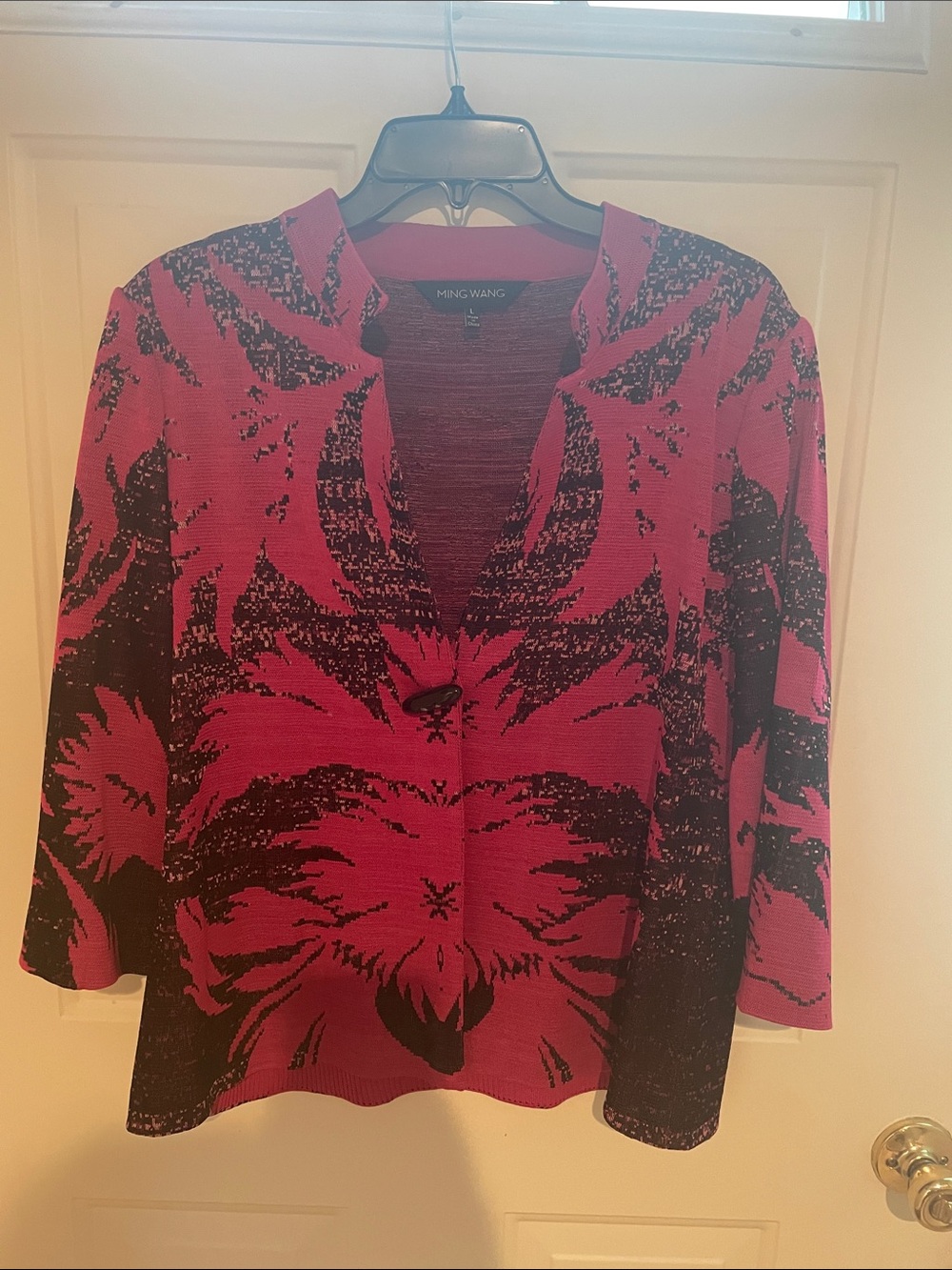 Ming Wang Fuchsia and Black Abstract Floral Knit Cardigan